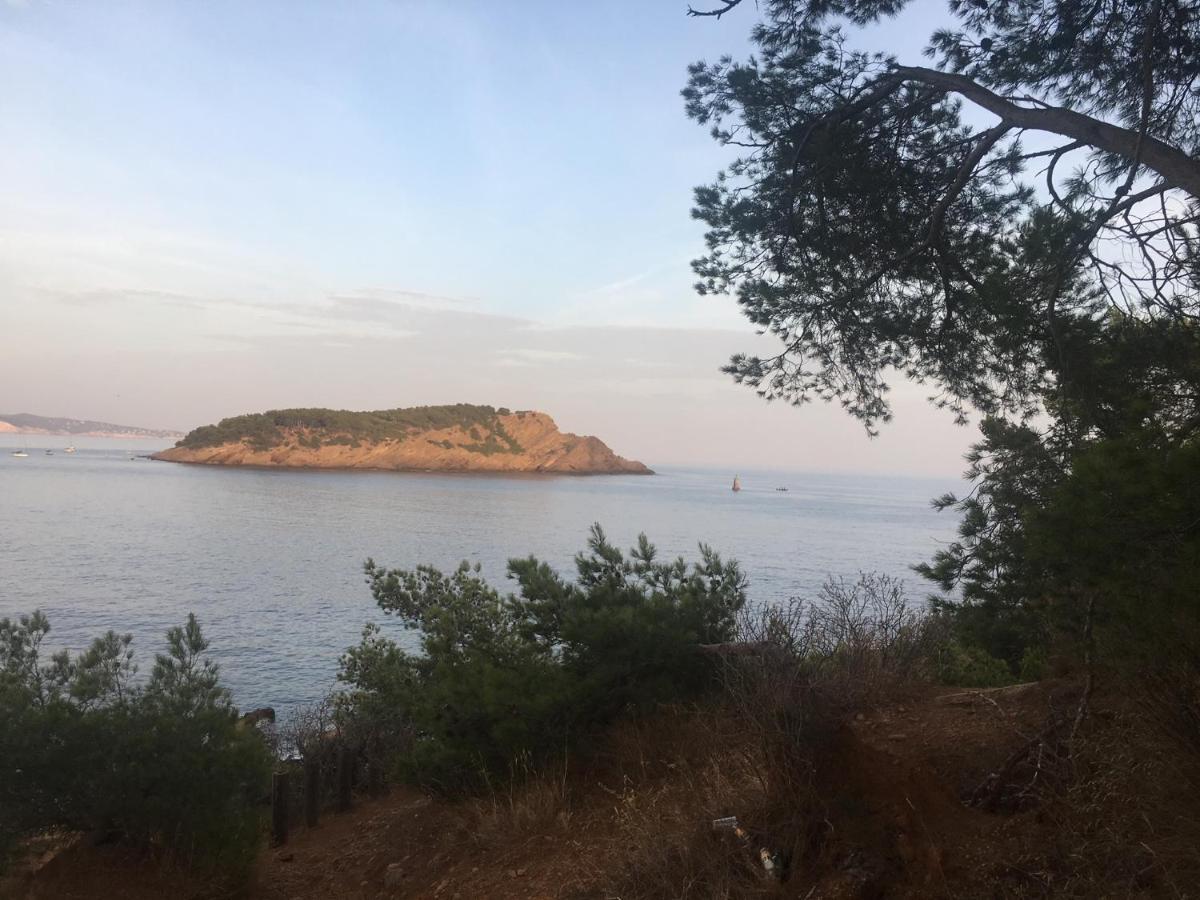 Fanny Wifi Climatise Tout A Pieds 4 Personnes La Ciotat Zewnętrze zdjęcie
