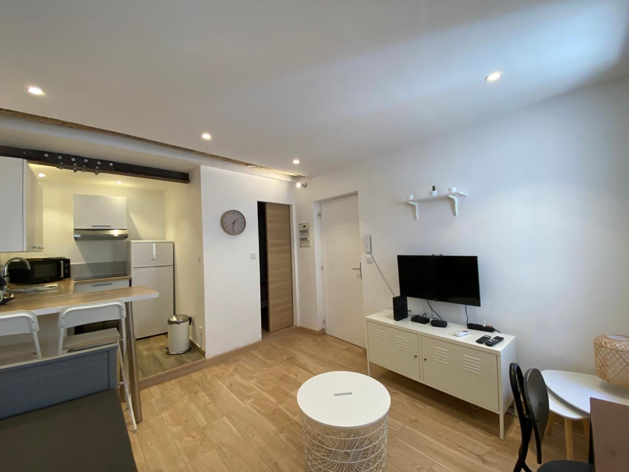 Fanny Wifi Climatise Tout A Pieds 4 Personnes La Ciotat Zewnętrze zdjęcie